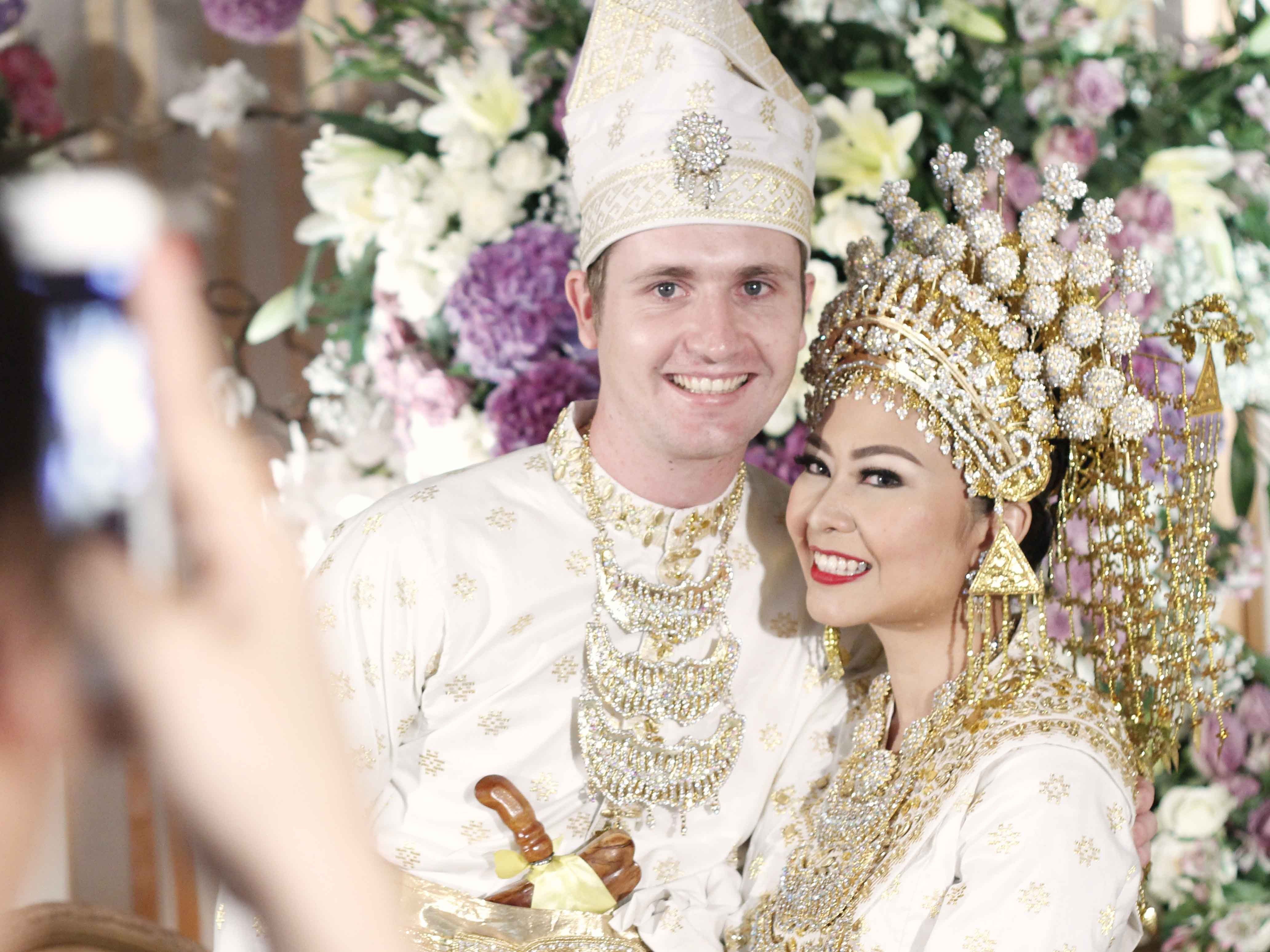 Inilah Persiapan Pernikahan Adat Melayu-Riau - Soehanna Hall