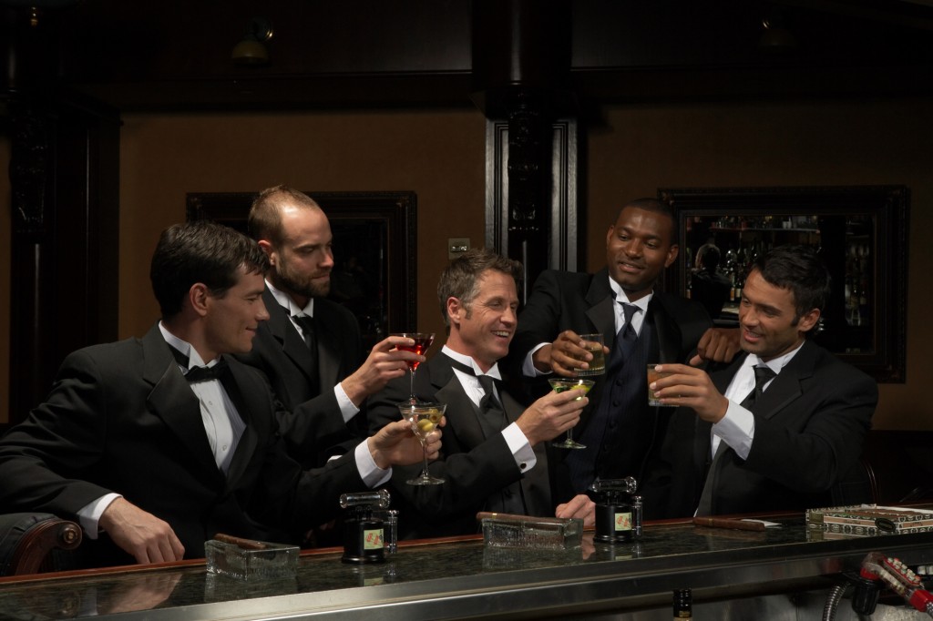 Soehannahall-article-wedding-batasi-undangan-bachelor-party